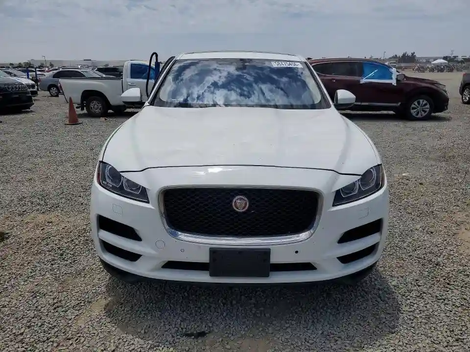 SADCJ2FX8LA655553 2020 JAGUAR F-PACE-4