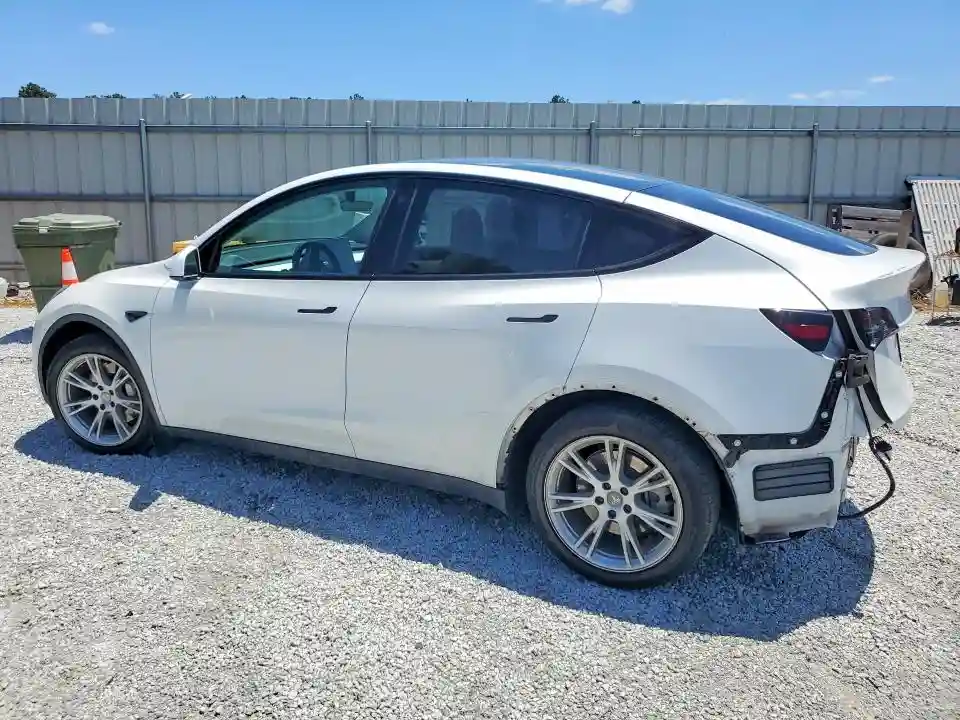 7SAYGDEE7NF327839 2022 TESLA MODEL Y-1