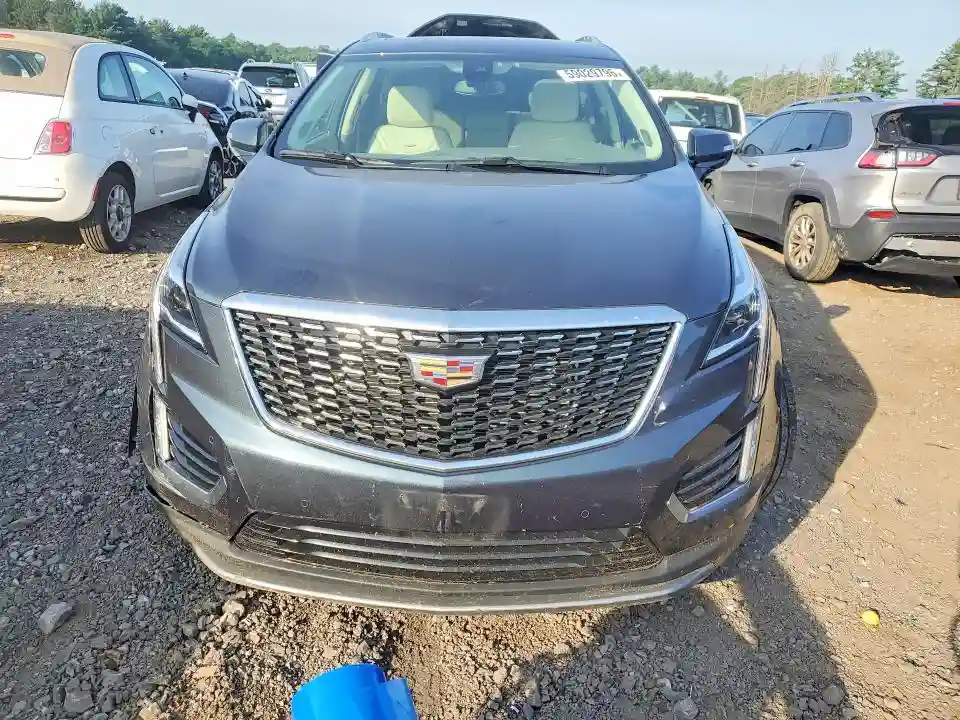 1GYKNDRS5MZ172297 2021 CADILLAC XT5-4