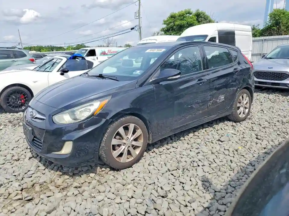 KMHCU5AE9DU119846 2013 HYUNDAI ACCENT-0