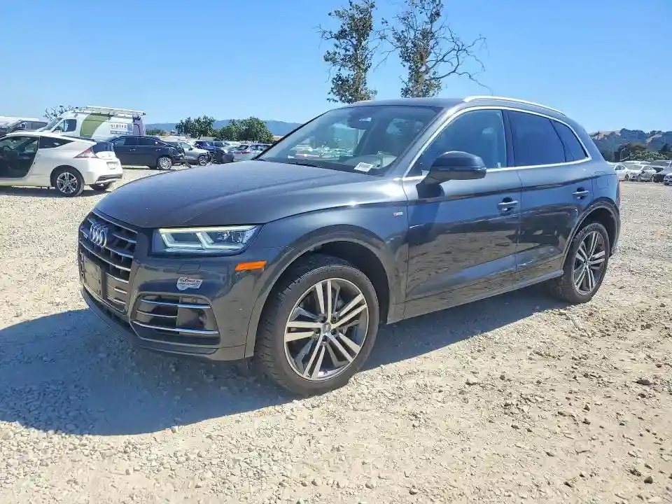 WA1E2AFY7L2062596 2020 AUDI Q5-0
