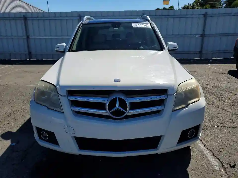 WDCGG8HB4AF369385 2010 MERCEDES-BENZ GLK-CLASS-4