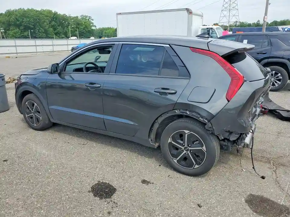 KNDCP3LE7T5316553 2026 KIA NIRO-1