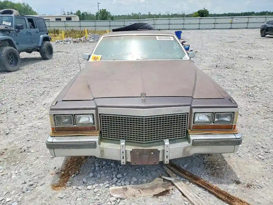 1G6AD479XB9209963 1981 CADILLAC DEVILLE-4