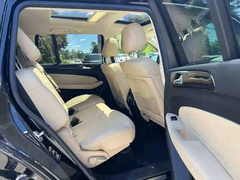 4JGDF6EE1KB219608 2019 MERCEDES-BENZ GLS-CLASS-5