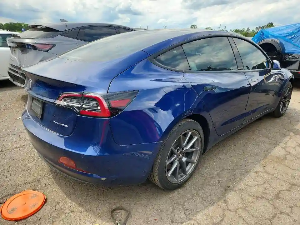 5YJ3E1EB5MF981335 2021 TESLA MODEL 3-2