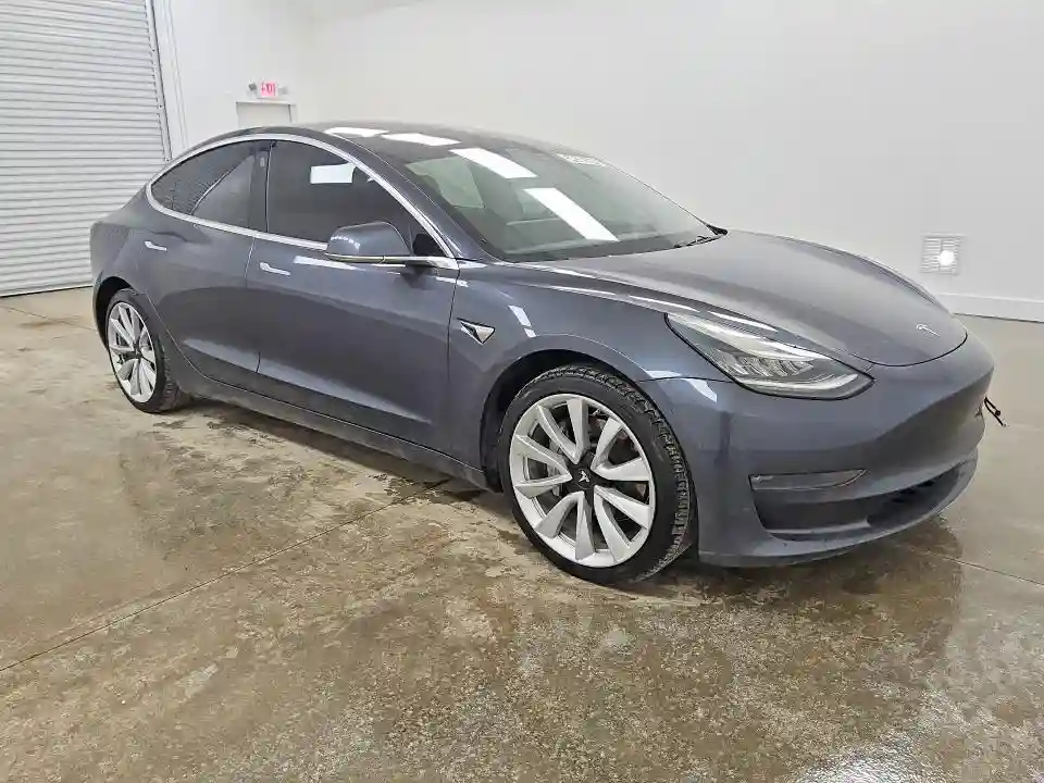 5YJ3E1EB3JF185257 2018 TESLA MODEL 3-3