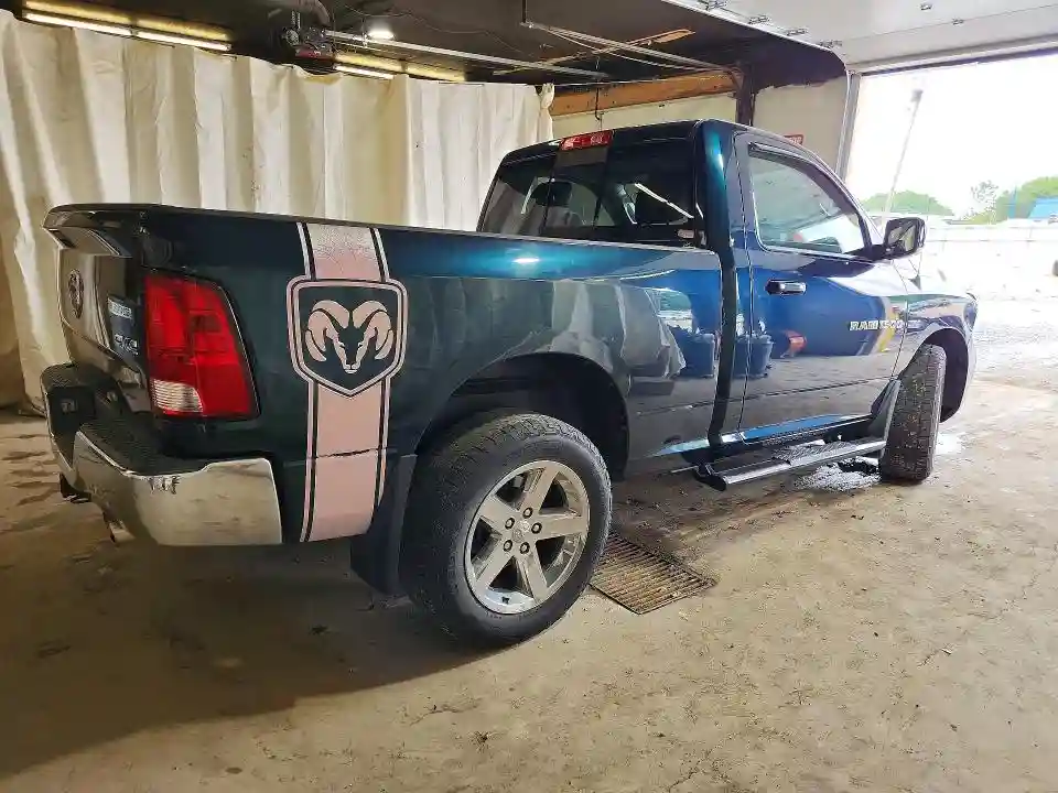 3D7JV1ET0BG612945 2011 DODGE RAM 1500-2