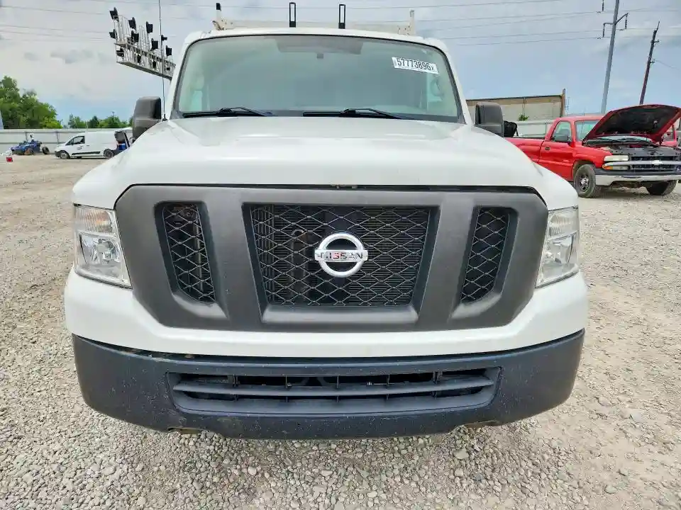 1N6BF0KY4LN800461 2020 NISSAN NV 2500 HD-4