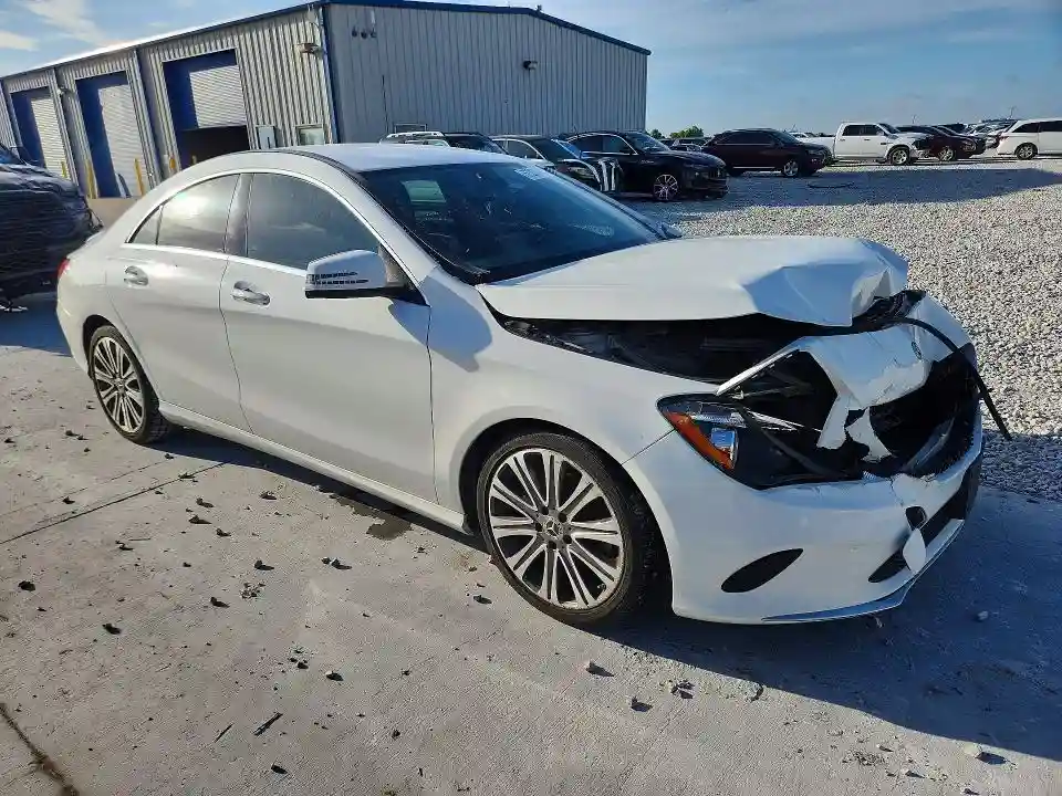 WDDSJ4EB0JN683920 2018 MERCEDES-BENZ CLA-CLASS-3