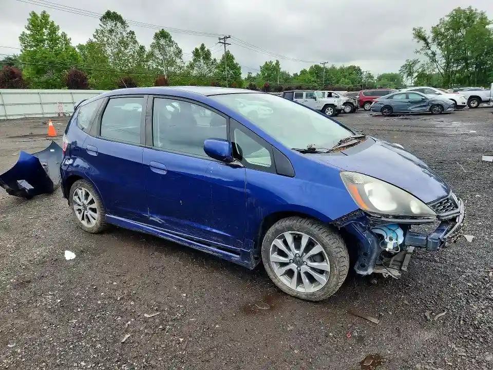 JHMGE8H51DC062461 2013 HONDA FIT-3