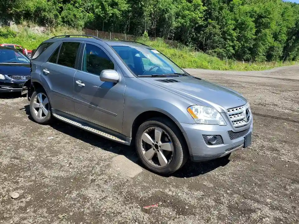 4JGBB8GB9AA569638 2010 MERCEDES-BENZ M-CLASS-3