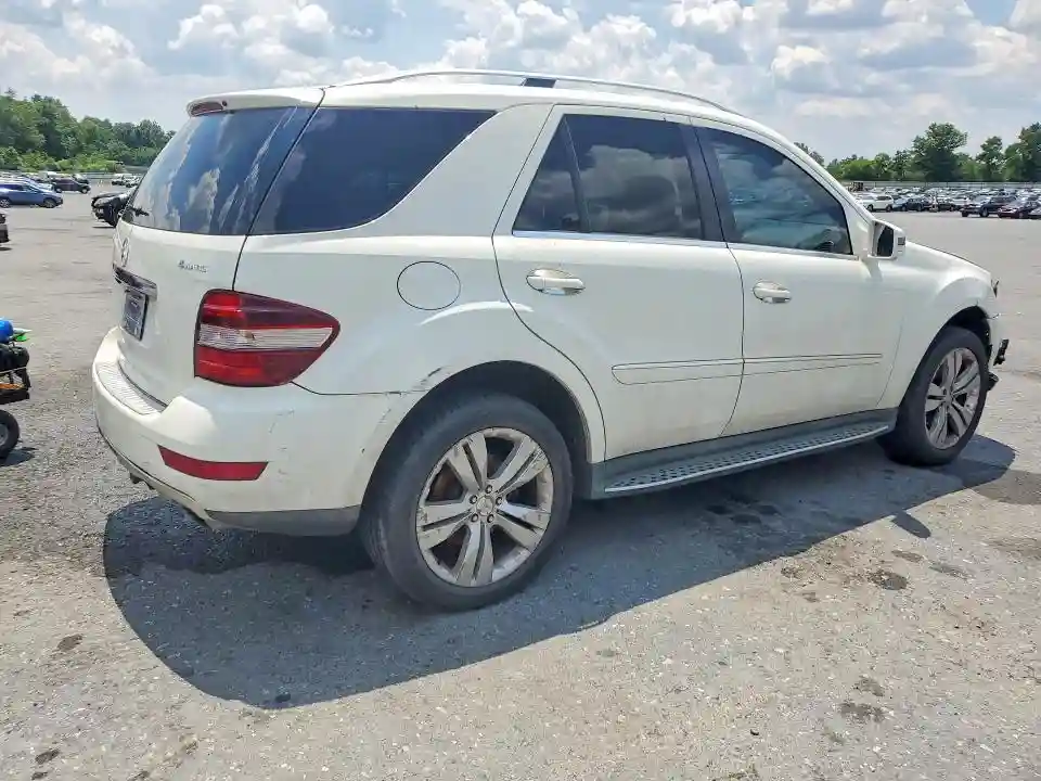 4JGBB8GB5BA747420 2011 MERCEDES-BENZ M-CLASS-2