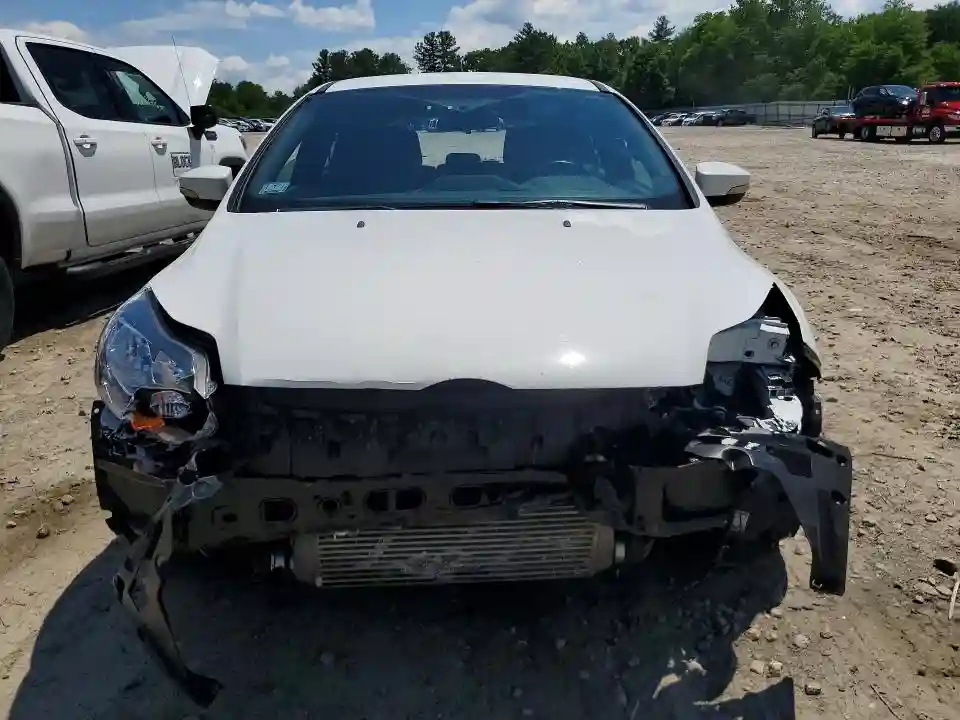 1FADP3L93DL311487 2013 FORD FOCUS-4