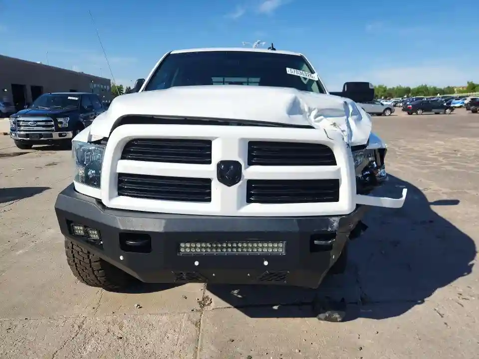 3C63R3LL0HG599751 2017 RAM 3500-4