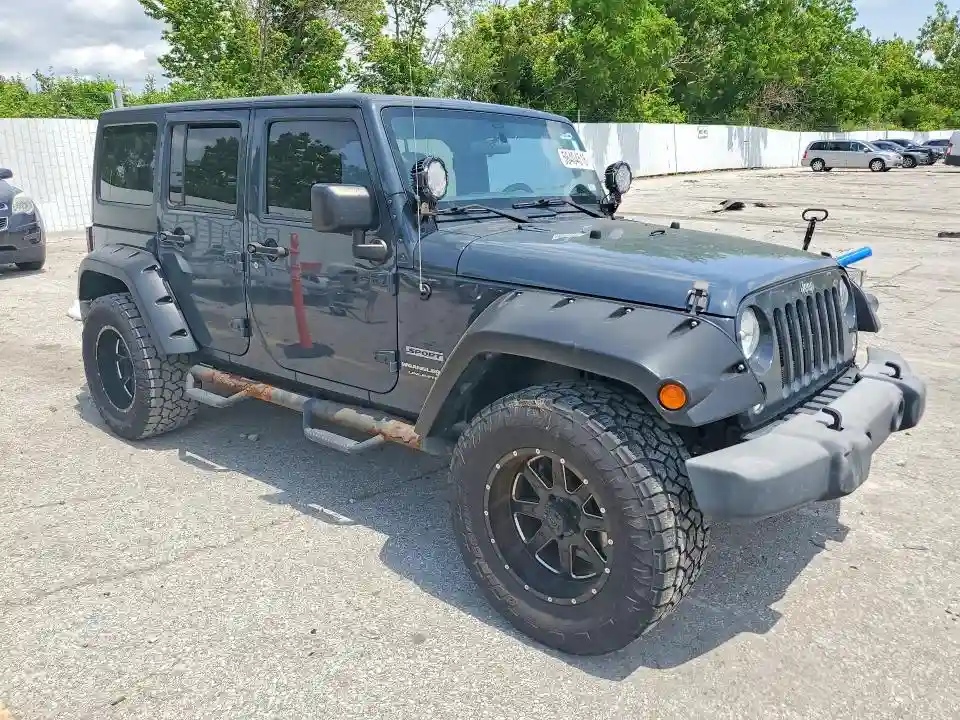 1C4BJWDG8JL822786 2018 JEEP WRANGLER-3
