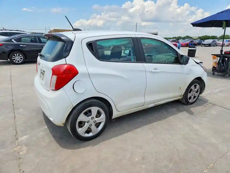 KL8CA6SA2KC735432 2019 CHEVROLET SPARK-2