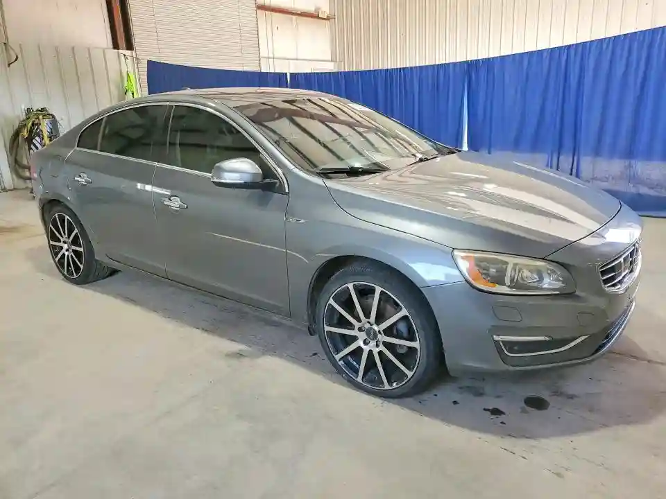 LYV402FM0GB097043 2016 VOLVO S60-3
