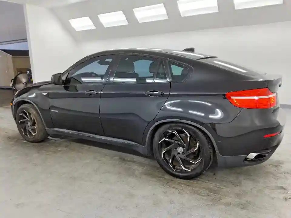 5UXFG8C56BLZ95976 2011 BMW X6-1