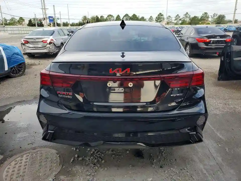 3KPF54ADXRE775317 2024 KIA FORTE-5