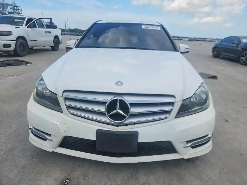 WDDGF8AB6DR278100 2013 MERCEDES-BENZ C-CLASS-4