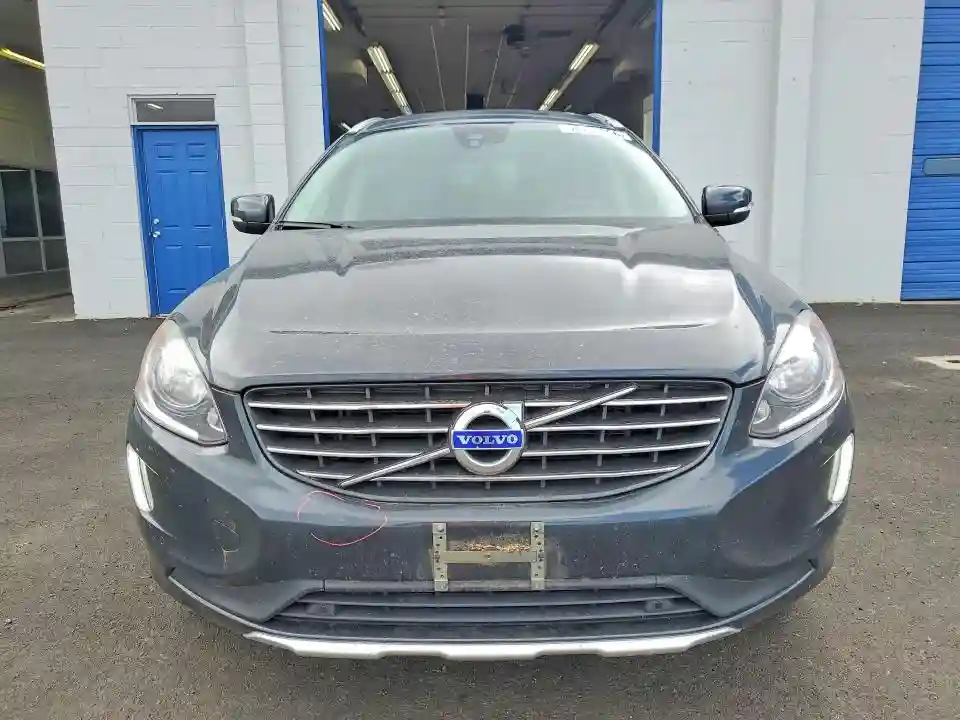 YV4612RKXF2716163 2015 VOLVO XC60-4