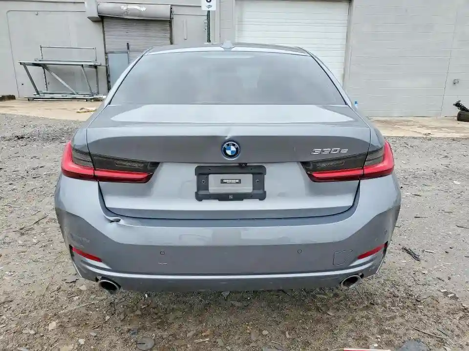 3MW39FF07P8D01696 2023 BMW 3 SERIES-5