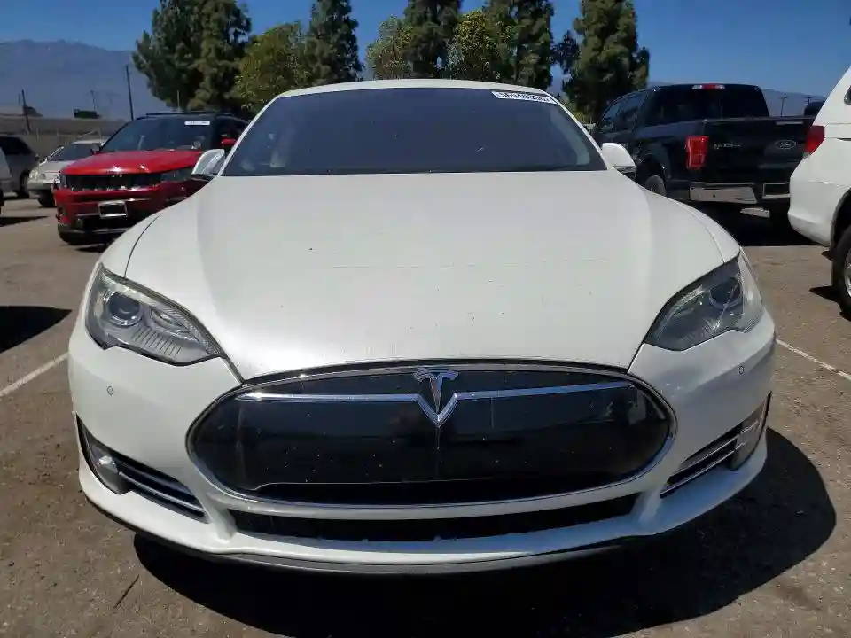 5YJSA1CPXDFP28193 2013 TESLA MODEL S-4