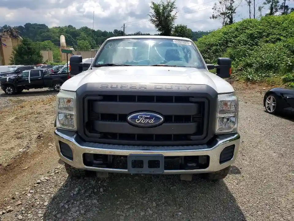 1FTBF2B67BEC37529 2011 FORD F250-4