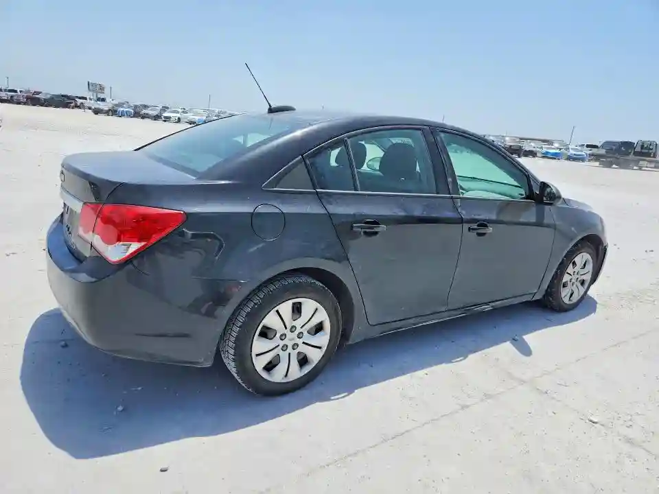 1G1PC5SH8G7217456 2016 CHEVROLET CRUZE-2