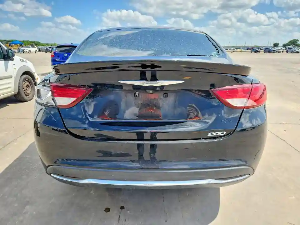 1C3CCCAB0GN157616 2016 CHRYSLER 200-5