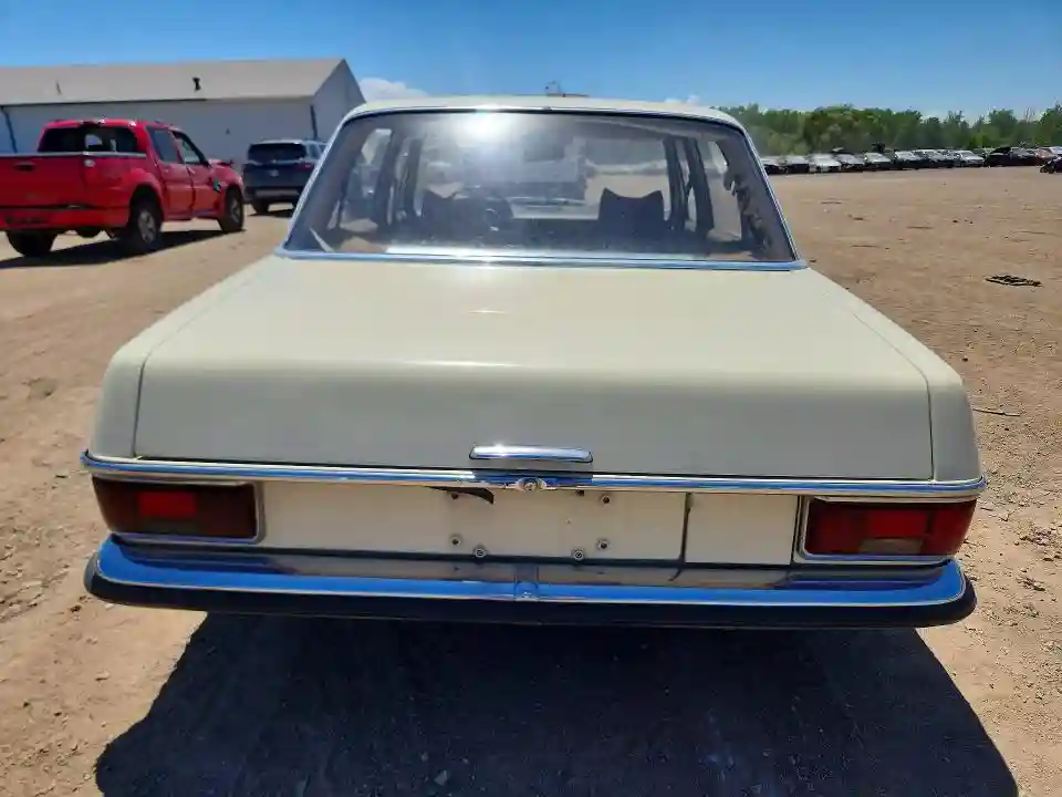 11511010084153 1969 MERCEDES-BENZ 220-CLASS-5