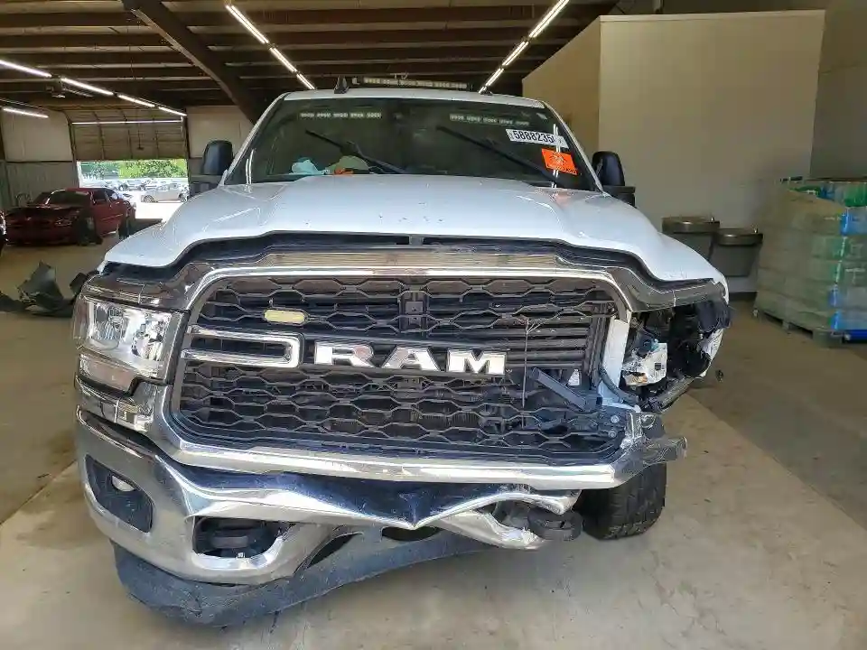3C63R3GJ7RG128612 2024 RAM 3500-4