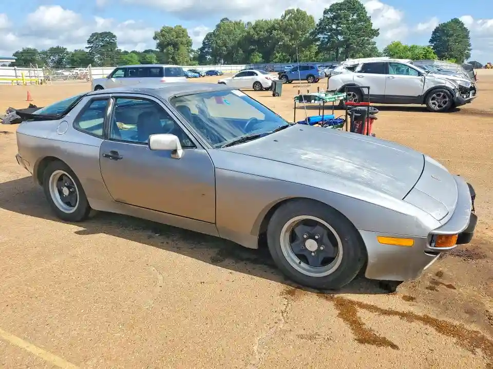 WP0AA0942FN473160 1985 PORSCHE 944-3