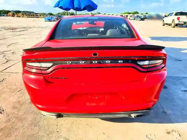 2C3CDXBG7KH685587 2019 DODGE CHARGER-5