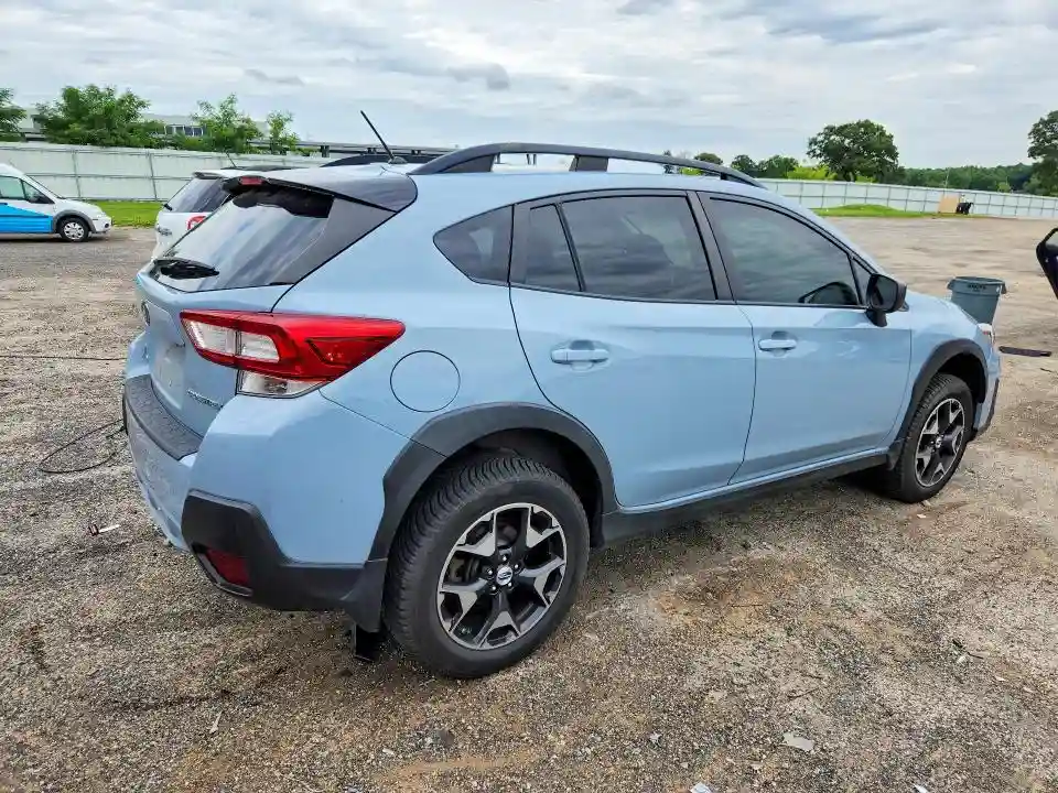JF2GTAAC7JH277981 2018 SUBARU CROSSTREK-2