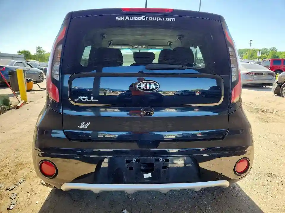 KNDJP3A50J7610176 2018 KIA SOUL-5