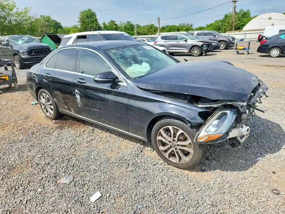 55SWF4KB9HU233000 2017 MERCEDES-BENZ C-CLASS-3