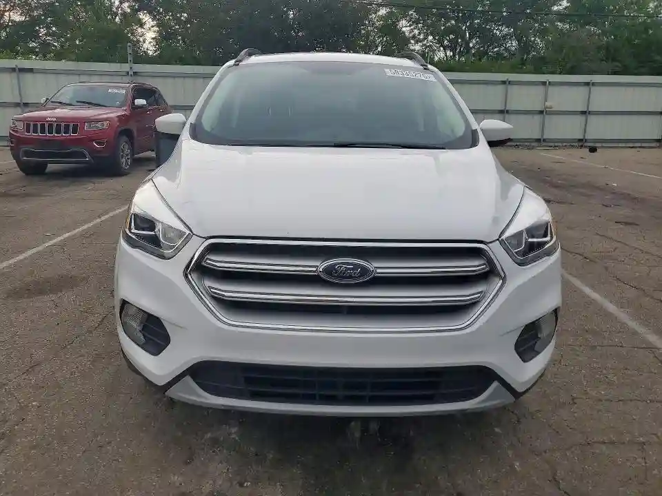 1FMCU0HD8JUD48854 2018 FORD ESCAPE-4