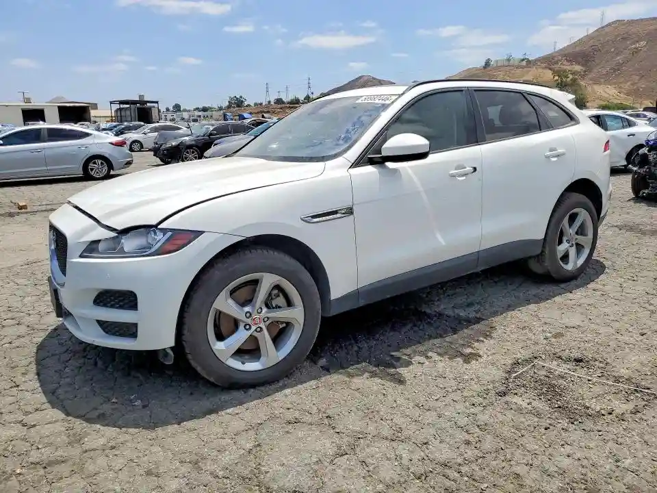SADCJ2BV9HA493007 2017 JAGUAR F-PACE-0