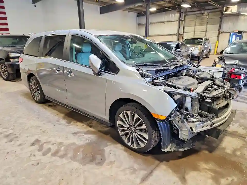5FNRL6H65RB005493 2024 HONDA ODYSSEY-3