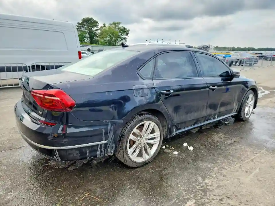 1VWLA7A32KC000334 2019 VOLKSWAGEN PASSAT-2