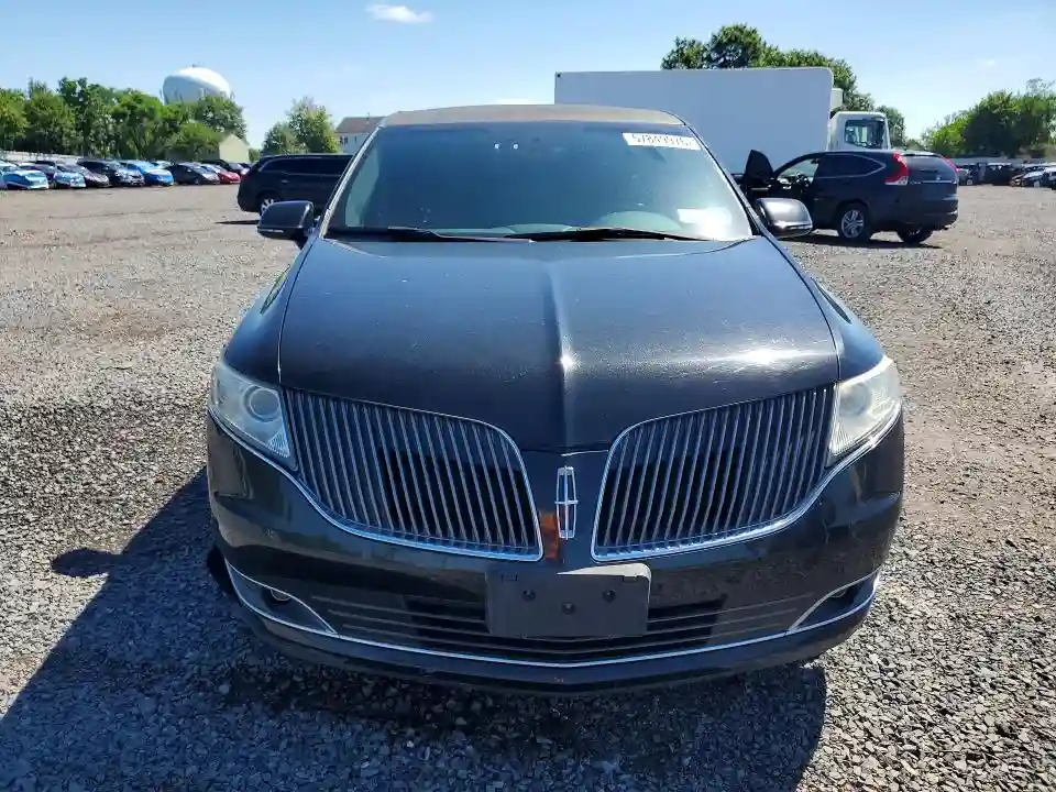 2L1MJ5LK7FBL01832 2015 LINCOLN MKT-4