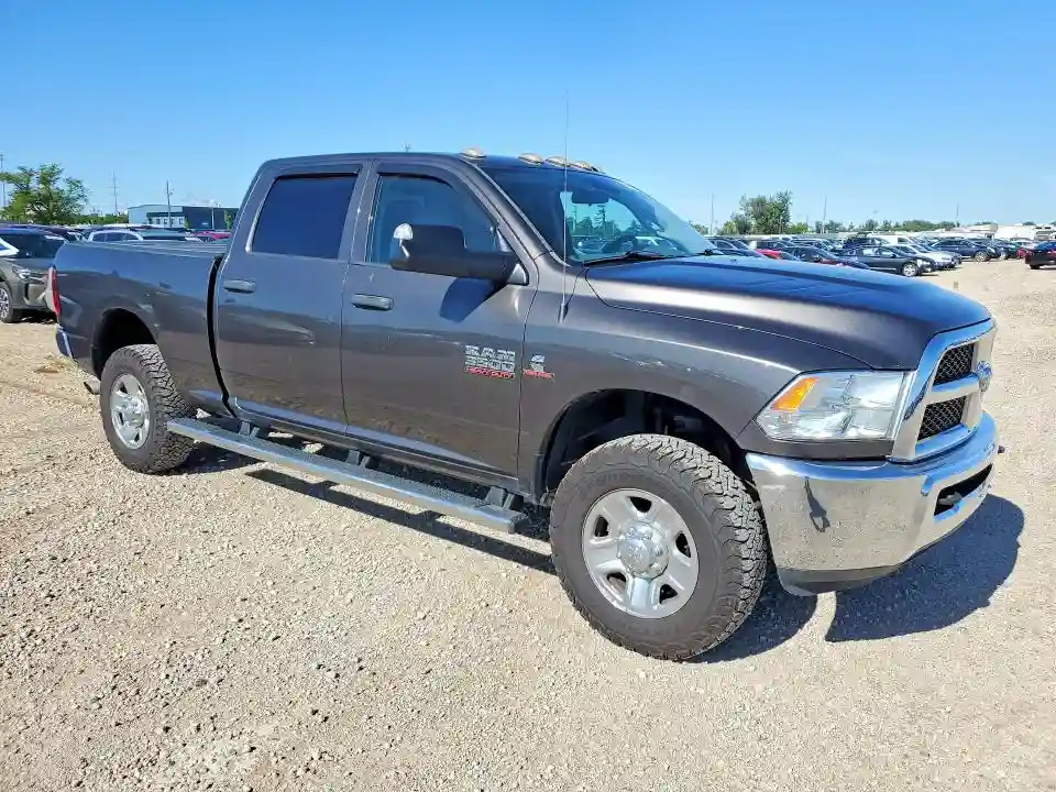 3C63R3CL7HG550109 2017 RAM 3500-3