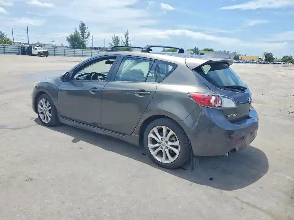 JM1BL1K58B1450393 2011 MAZDA MAZDA3-1