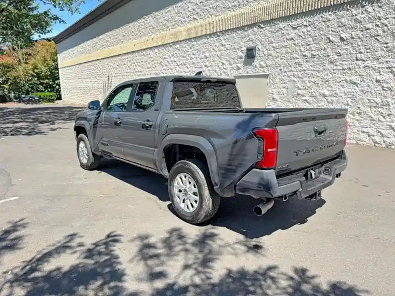 3TMLB5JN3SM154801 2025 TOYOTA TACOMA-2