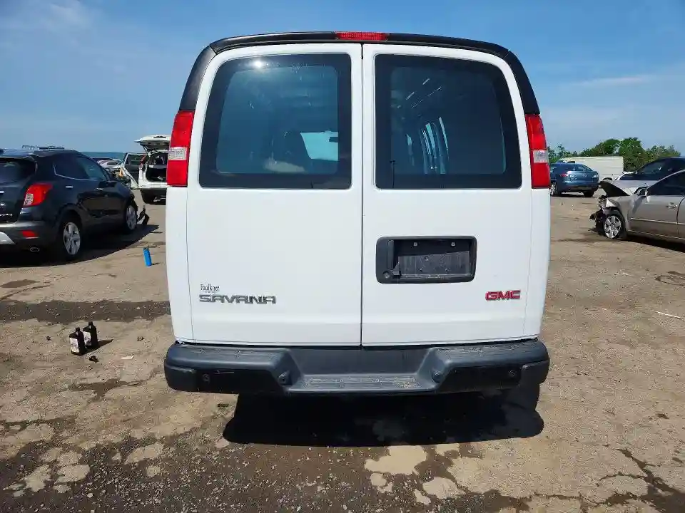 1GTZ7GFPXP1143929 2023 GMC SAVANA-5