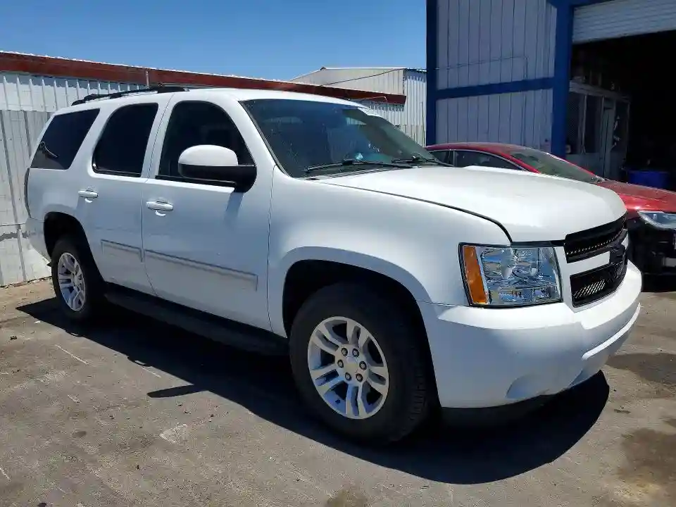 1GNSCBE08BR168365 2011 CHEVROLET TAHOE-3