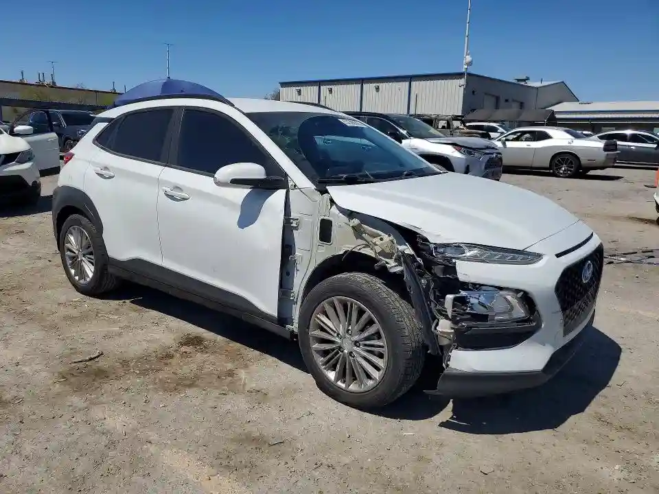 KM8K22AA8JU186057 2018 HYUNDAI KONA-3