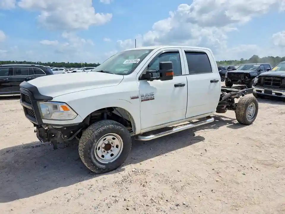 3C6UR5HJ1JG380620 2018 RAM 2500-0
